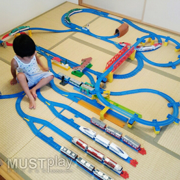 Takara Tomy Tomica PALRAIL Tre - Hot Wheels Car Track Sets recensione e prezzo